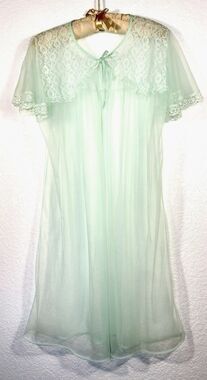 Vintage 70s Elsie of Miami 3X Mint Green Sheer Lace Peignoir Robe Nylon